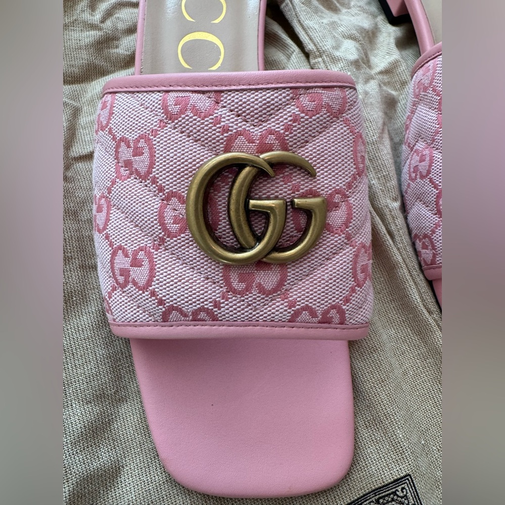 Gucci Pink GG Canvas Slide Sandals with Gold Double G Accent - Picture 2 of 15